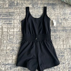 Abercrombie & Fitch Black Traveler Romper •• Small